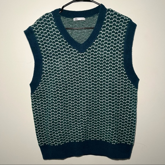 Zara | Sweaters | Zara Vneck Sweater 